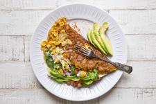 Mężczyzno, jedź śniadanie Mężczyzno, jedź śniadanie