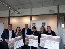 UPS PRZEKAZUJE 60 000 USD NA ORGANIZACJE CHARYTATYWNE W POLSCE UPS PRZEKAZUJE 60 000 USD NA ORGANIZACJE CHARYTATYWNE W POLSCE