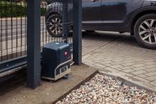 Furtka i brama z napędem na małej działce – jakie rozwiązania wybrać? Furtka i brama z napędem na małej działce – jakie rozwiązania wybrać?