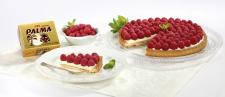 Niebiańska tarta z malinami Niebiańska tarta z malinami