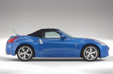 Nissan 370Z Roadster - silnik i zespół napędowy Nissan 370Z Roadster - silnik i zespół napędowy