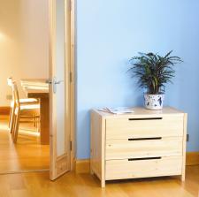 Meble sosnowe – niskobudżetowy pomysł na nowe wnętrze Meble sosnowe – niskobudżetowy pomysł na nowe wnętrze