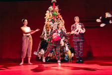 ŚWIĄTECZNY PINOKIO: MAGIA WYOBRAŹNI I WSPÓLNYCH SPOTKAŃ ŚWIĄTECZNY PINOKIO: MAGIA WYOBRAŹNI I WSPÓLNYCH SPOTKAŃ