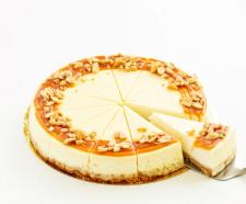 Sernik z kajmakiem i orzechami – pyszny i wykwintny Sernik z kajmakiem i orzechami – pyszny i wykwintny