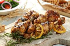 Niedzielny obiad z grilla? Pyszne zaskoczenie! 5 pomysłów na uroczyste dania z grilla Niedzielny obiad z grilla? Pyszne zaskoczenie! 5 pomysłów na uroczyste dania z grilla