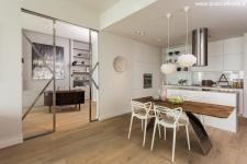 Dębowe podłogi w apartamentach Sky Tower Dębowe podłogi w apartamentach Sky Tower