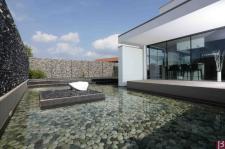 Włoska willa chroniona przez panele Zenturo Włoska willa chroniona przez panele Zenturo