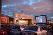 Komedia François Ozona w kinie samochodowym Portu Łódź Komedia François Ozona w kinie samochodowym Portu Łódź