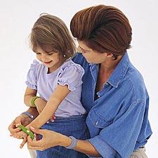 Pożegnaj chorobę lokomocyjną przed podróżą. Opaski akupresurowe Sea-Band naturalnie na mdłości. Pożegnaj chorobę lokomocyjną przed podróżą. Opaski akupresurowe Sea-Band naturalnie na mdłości.