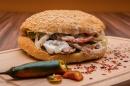 Turecki kebab, król szybkich dań – jak przygotować go w domu? Turecki kebab, król szybkich dań – jak przygotować go w domu?