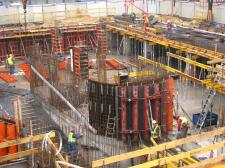 Biurowiec EQlibrium wychodzi z ziemi!