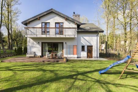 Styropian EPS jest stosowany w 90% przypadków ociepleń elewacji Fot. Knauf Therm