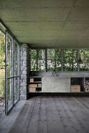 Raw Concrete fleiderer