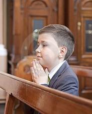 Popularne prezenty komunijne dla dziecka