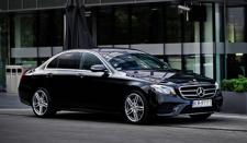 Wynajem samochodu z kierowcą