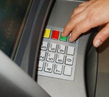 Skimming czyli bankomaty pod kontrolą