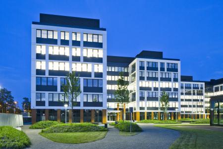 Zielony dach intensywny z systemem Nophadrain dla dróg i parkingów Fot.: Piotr Krajewski