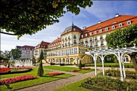 Grand Hotel w Sopocie, fot. www.rdbud.com