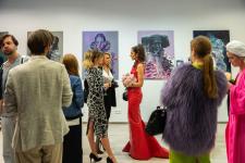 Tajemnicze i nieokiełznane. Takie są „Zjawy” Anny Halarewicz