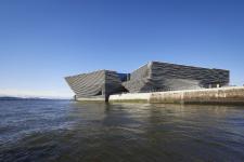 Na fali dobrego designu. V&A Dundee z systemami Geberit