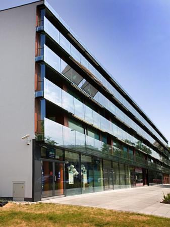 Budynek mieszkalny z usługami i garażem podziemnym, Warszawa, ul. Franciszkańska 14