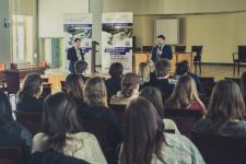 „BARGEWORK – BIURO NA WODZIE” – konkurs na wnętrze biura na wodzie dobiega końca