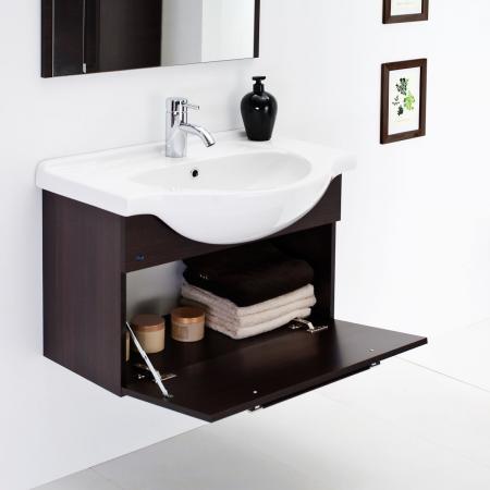 Płytka szafka też może być funkcjonalna