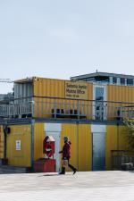 Dlaczego warto wynająć kontener magazynowy?