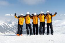 Somfy i HSKi- Bezpiecznie w domu i na stoku