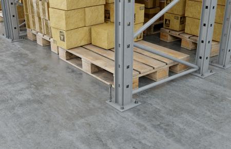 LE-ZNA4 kotwa mechaniczna ocynkowana plus klips ze stali nierdzewnej A4