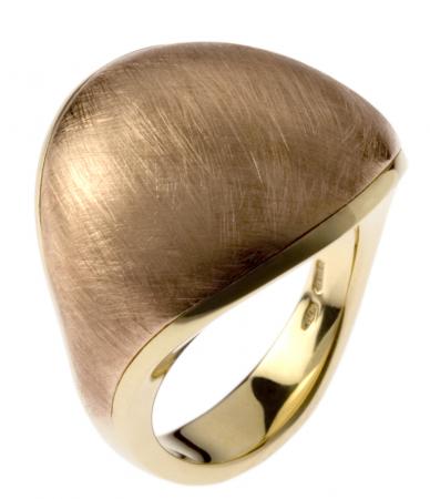 Pierścionek z kolekcji LUNA