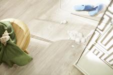 Panele winylowe a laminowane – podobieństwa i różnice