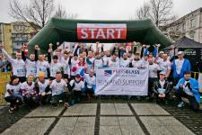 Pracownicy PRESS GLASS pobiegli w Częstochowie dla szczytnego celu