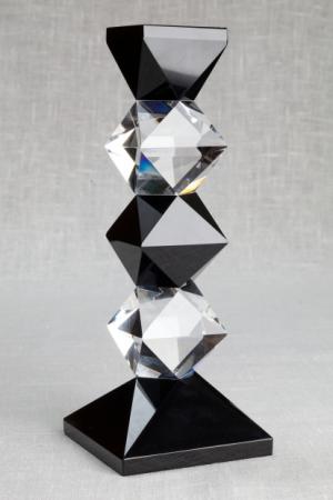 Świecznik kryształowy czarne bryły, Scandia