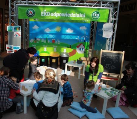 Kącik dla dzieci podczas spotkania "Ekoodpowiedzialni"