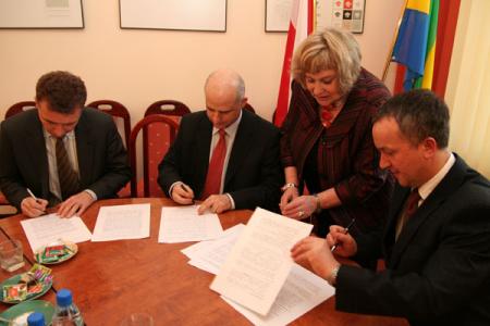 OPEC - podpisanie umowy