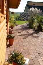 Rustykalne inspiracje w przydomowym ogrodzie