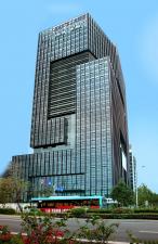 GIGANT BRANŻY LASEROWEJ JUŻ W POLSCE