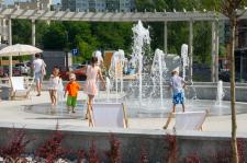 Wrocławianie już cieszą się nową fontanną