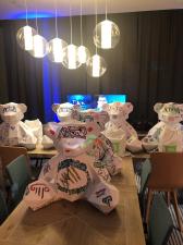 Artist yourself - warsztaty w ibis Styles Kraków Santorini