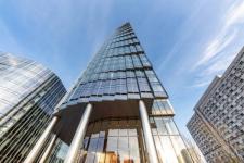 Biura przyszłości - samowystarczalne energetycznie i dążące do zeroemisyjności