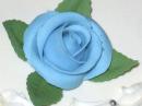 Róża - dekoracja tortu